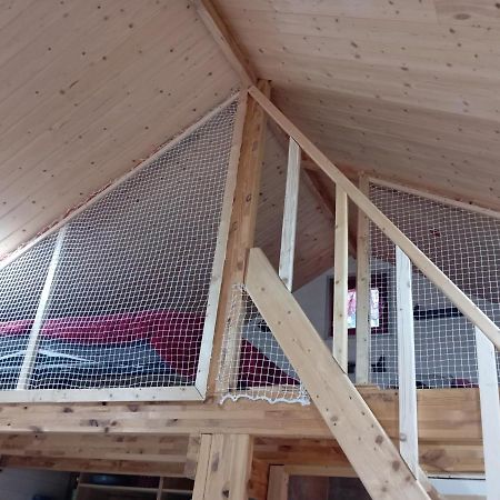 La P'Tite Maison Bois Du Herisson Menetrux-en-Joux Εξωτερικό φωτογραφία
