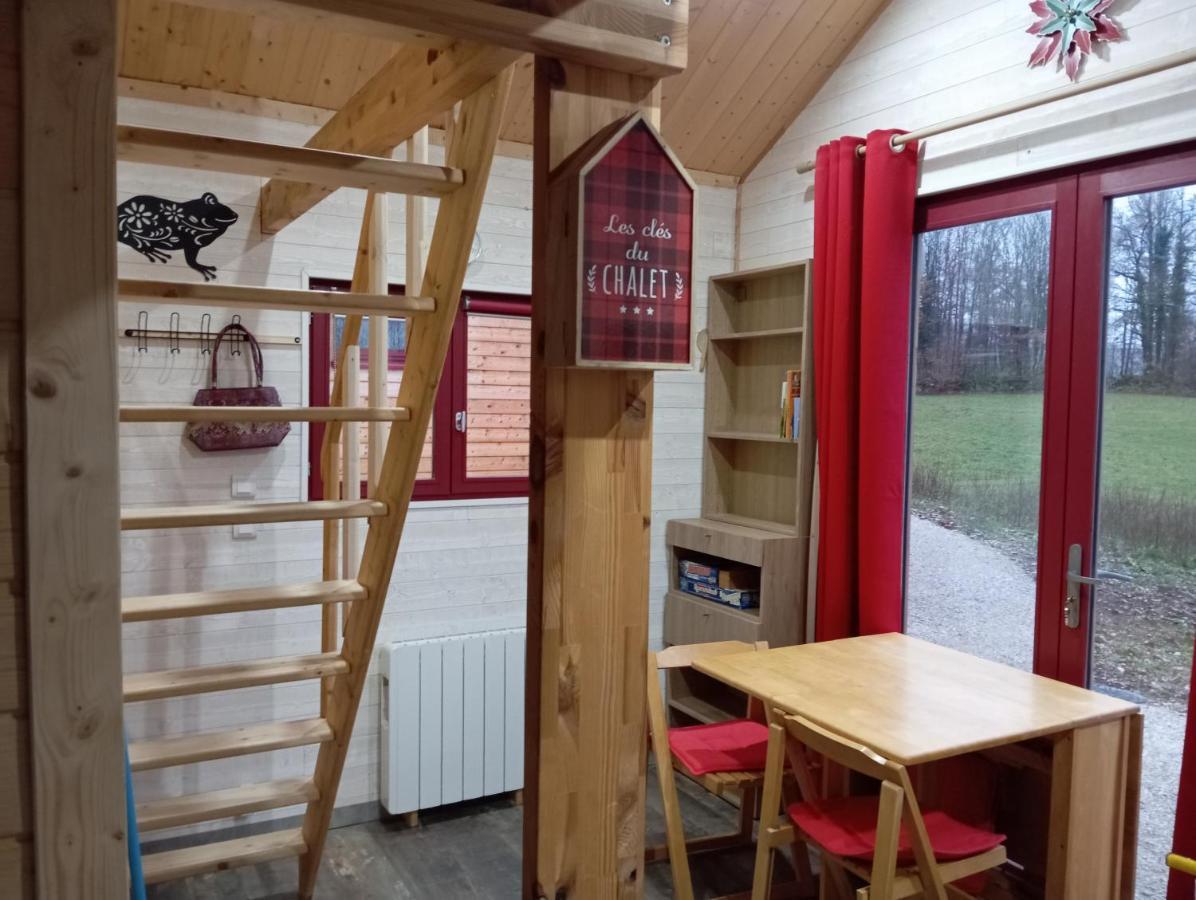 La P'Tite Maison Bois Du Herisson Menetrux-en-Joux Εξωτερικό φωτογραφία