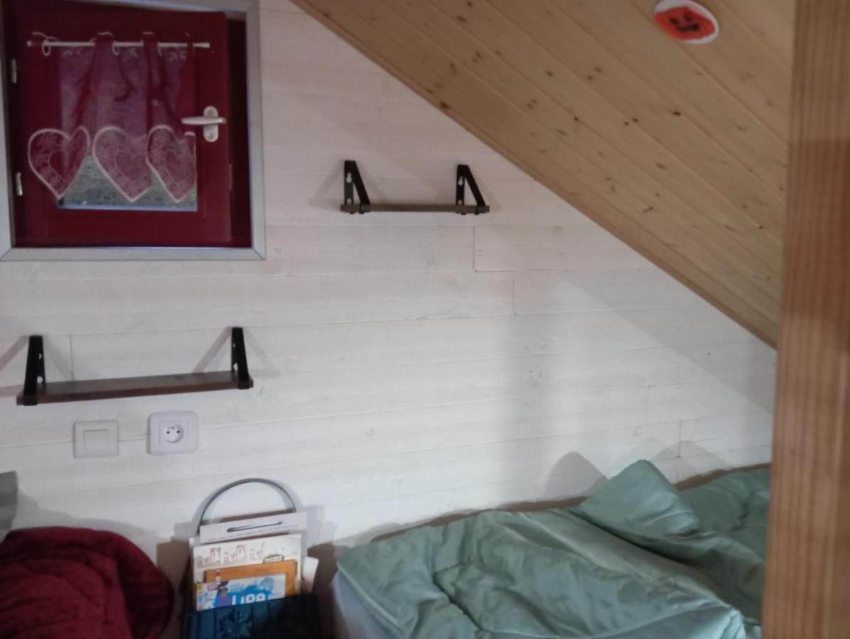 La P'Tite Maison Bois Du Herisson Menetrux-en-Joux Εξωτερικό φωτογραφία